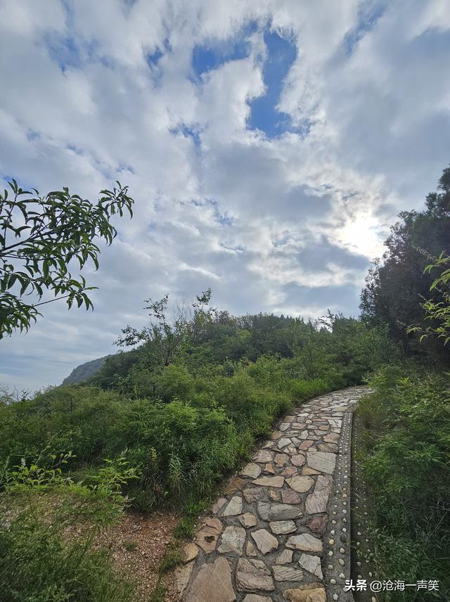 习惯了都市繁华，不妨到大山深处转一转，有别样年华，有异样风情