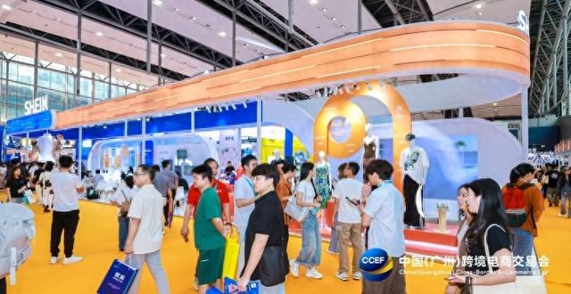 全球卖家热议：关税战下生意怎么做？跨交会上找答案