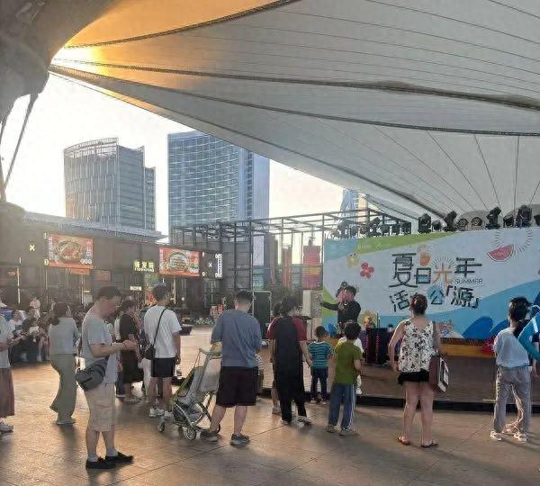 魔都，露台，盛夏夜之梦
