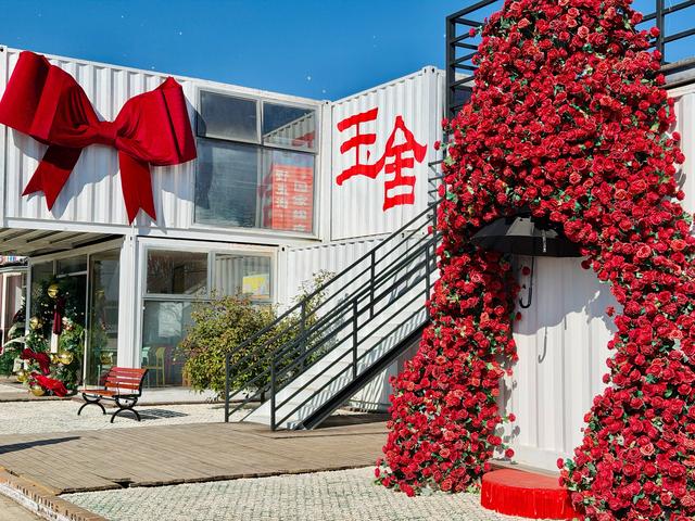 “冷资源”迸发“热效应” | 玉舍雪山滑雪场开板火爆，点燃南国冰雪激情