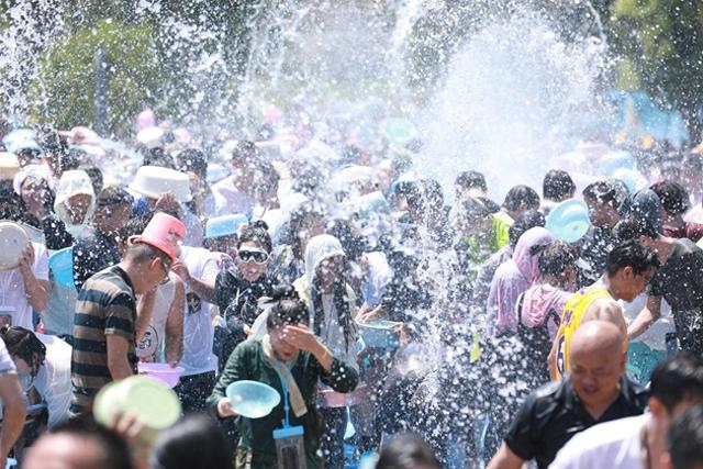 泼水节时间（定了2025年西双版纳德宏泼水节时间公布）