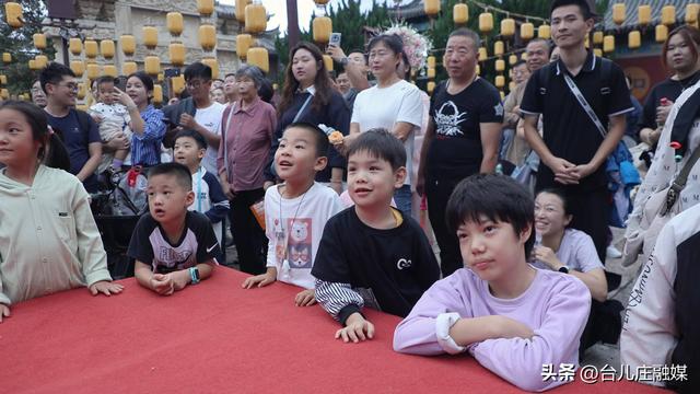 台儿庄古城：百场演艺双节同庆 华风古运喜迎盛世