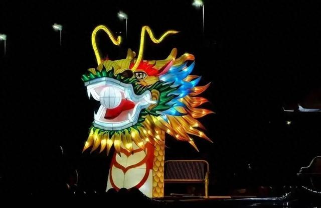 共渠生态长廊百米龙舟今日试运营，开启“水乡”新体验