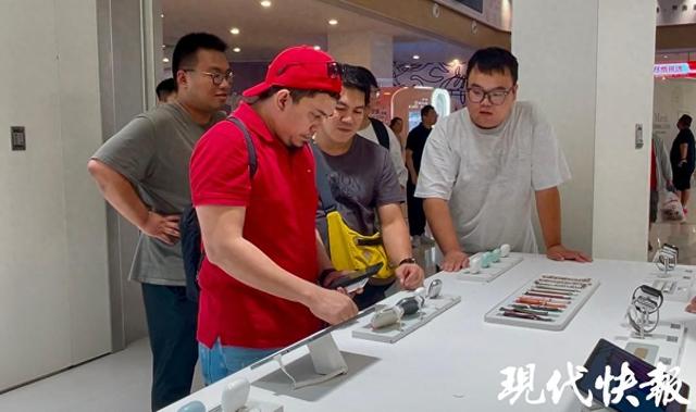 激活“海员经济”，​镇江外籍船员一站式商文旅消费专线开通