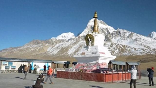 镜头定格卓木拉日雪山，西藏冬季旅游淡季更精彩