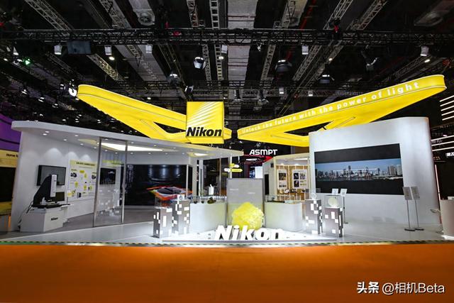 2025进博会：尼康光学匠心演绎“生活中的尼康”