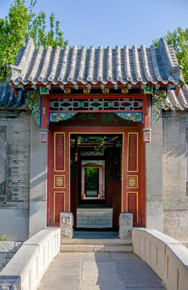 济南有座园中园始建于金、元 这些名人曾是它的主人