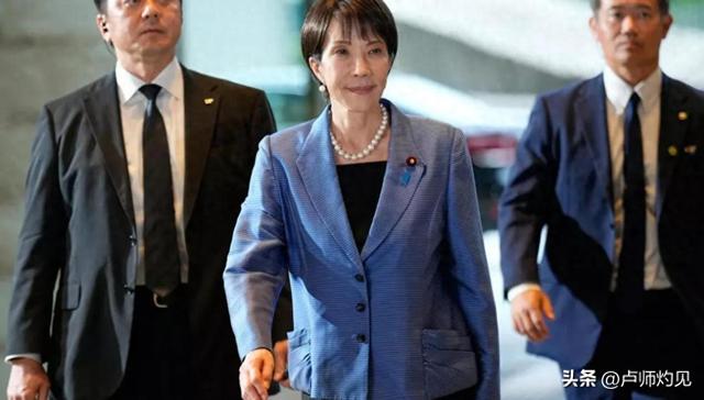 战场已经敲定？9万亿成最后一搏，中方一纸禁令	，高市再陷绝境