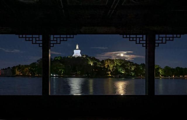 “十六圆”月亮来啦！今日西城这些点位，浪漫又出片