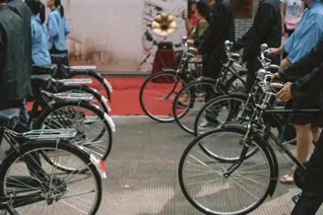 马云带火的“自行车爱马仕”，二手炒到15万