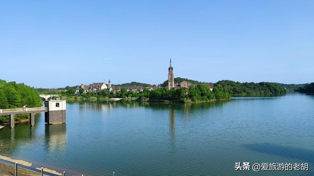 100亿元建造的长沙旅游度假区，毗邻长沙株洲，如今却像荒废景区