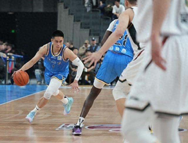 CBA｜北汽男篮击败辽宁取三连胜 陈盈骏手感依旧火热