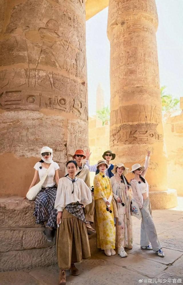 冲上热搜！网友吐槽花少7在埃及旅行被宰，地陪小丽发文澄清