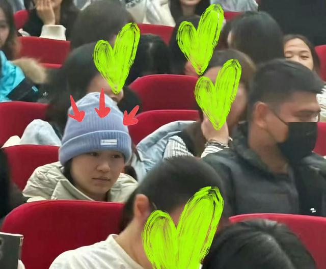 真相了！全红婵来北京不是冬训而是看王俊凯话剧，她的眼里有光了