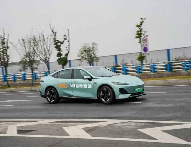 车企争抢L3门票！但汽车产业的终局是Robotaxi