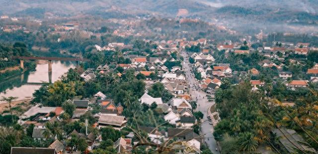 回国了我才敢说：老挝，是我去过的所有国家中，最被看轻的！