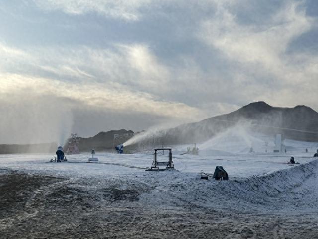 和田县昆仑七星滑雪场将迎接游客到来