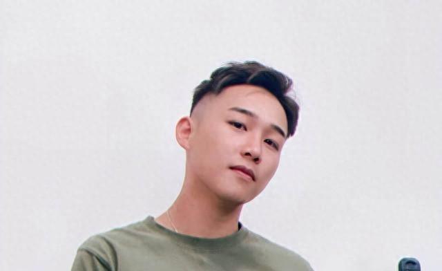 暴富金手指破解版（恭喜TVB知名男星突然宣布结婚）