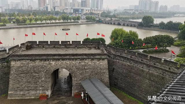 唏嘘!1.7亿打造巨型关公像,却因违建花1.5亿拆除
