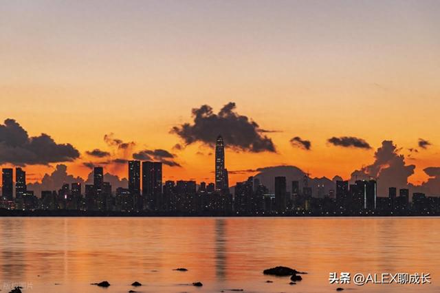 放开二胎9年了，一些70后、80后父母，开始后悔生了二胎