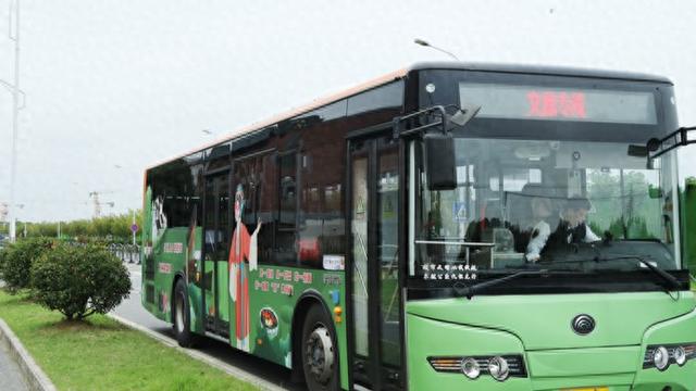 这份金秋之约“一键直达”，昆山“北上”品蟹公交文旅专线开通