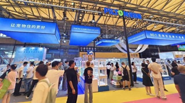 首款鸟用智能舱亮相2025亚宠展，PILTON宠尔顿再“刷新”市场成绩单