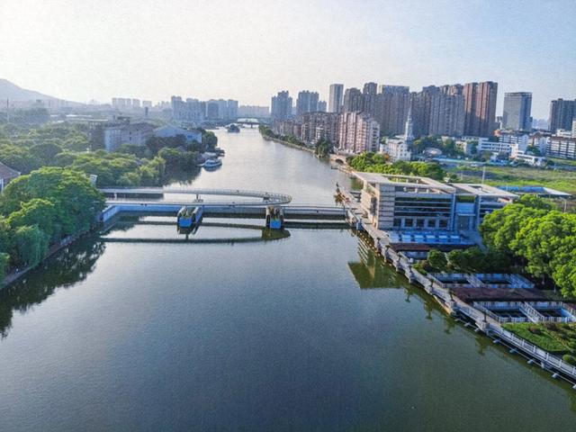 无锡花了1.98亿元造了一座水闸，到底值不值？
