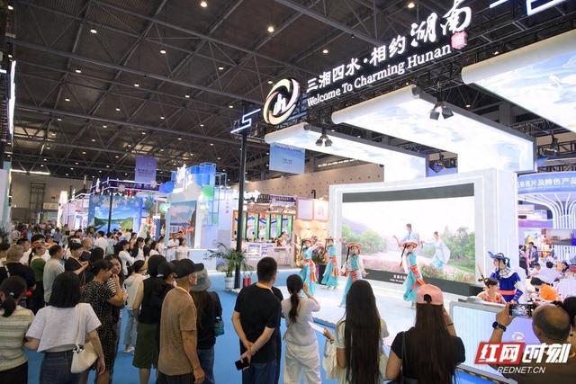“三湘四水”引客来 湖南文旅亮相中国—东盟博览会旅游展区