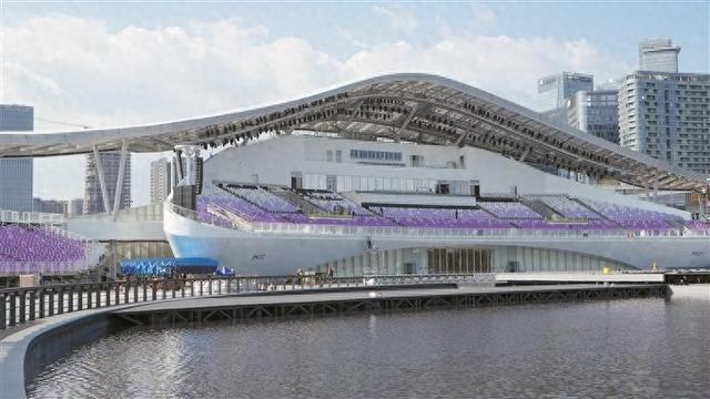 以海为幕 以城为景 欢乐剧场今晚启幕