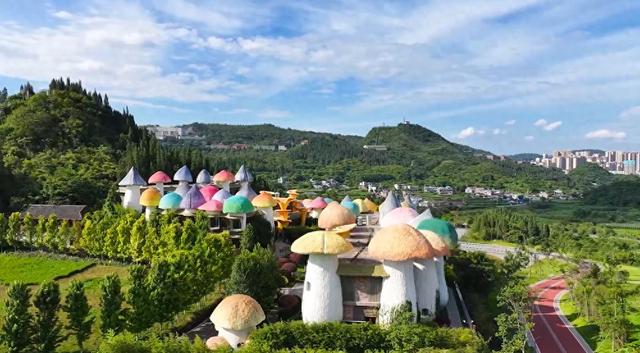暑期旅游热 兴义蘑菇野奢酒店入住火爆