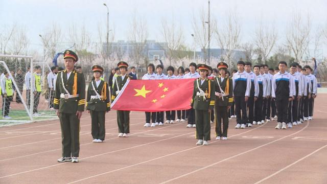 悠然家乡，蓝天白云，青山绿水，自然之美无处不在。请到大美盘山来（第558篇）