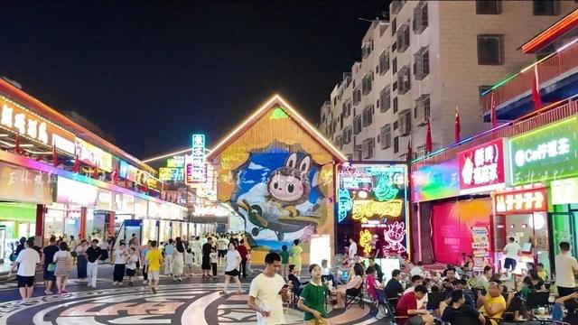 玉林城区，“下雪”啦！