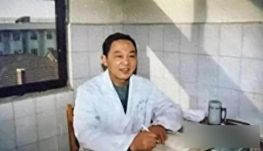 1970年徐州一主任医生趁妻子不在偷偷服用了4克毒性极强的曼陀罗