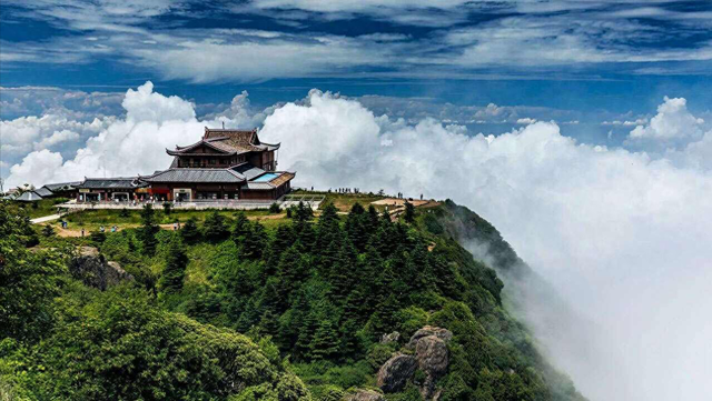 23岁女大学生独自徒步峨眉山，下山时意外失联46 天，最终不幸遇难