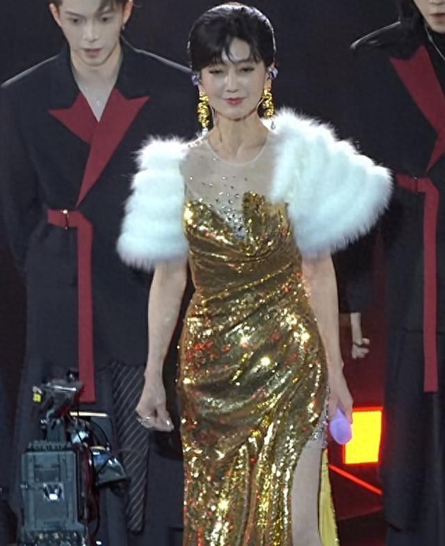 女演员的“妈生脸”有多重要？看到70岁米雪和赵雅芝，才知差别