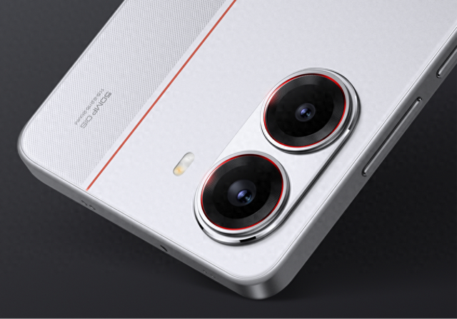 REDMI Turbo5细节曝光：或首发天玑8500，跑分超200万