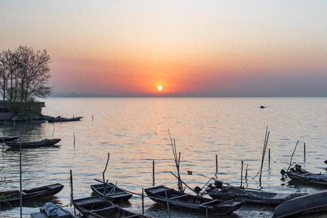 读城记|东平湖记