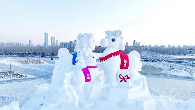 “童话小马一家”穿上彩色服饰，全面完工等你来打卡！