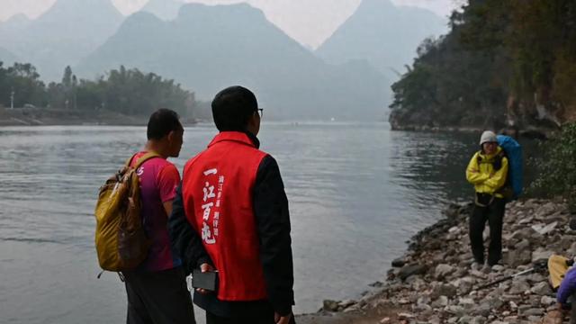 测评团专家徒步测评漓江步道 杨堤乡人文生态成核心亮点