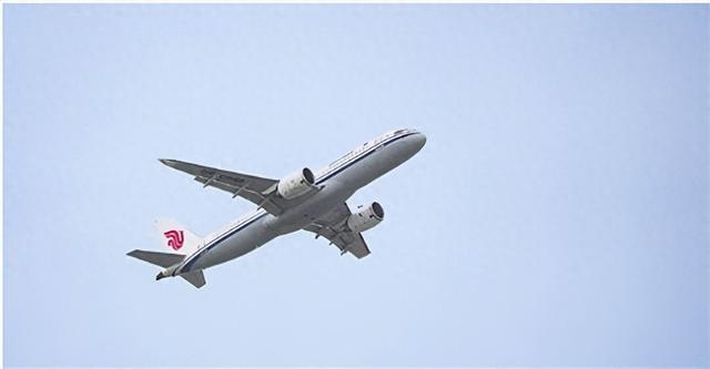 无需欧美适航证！中国C919圆满完成首次国际商业飞行，为何重要？