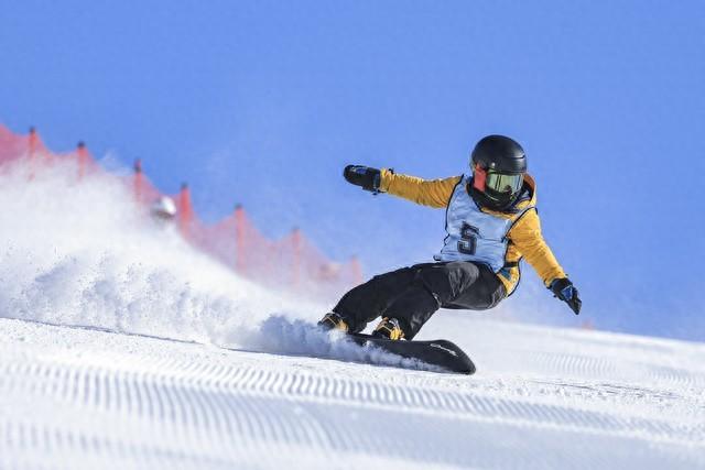 冰雪产业给民众带来更多“幸福和吉祥”