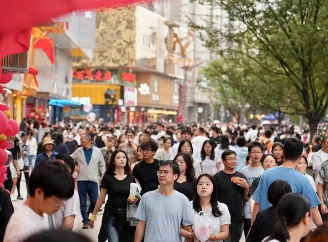 文明有序！合肥景区假期人气旺
