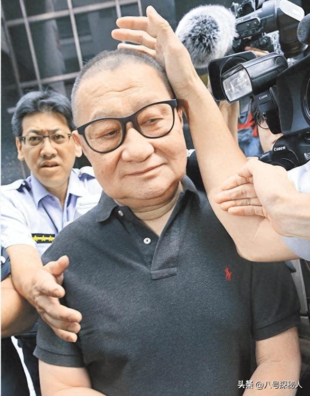 包养情人无数，娶初中同学女儿为妻，玩老婆闺蜜，嗜色如命的富豪
