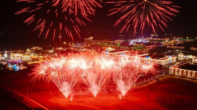 年味浓，人气旺！这个春节，海澜飞马水城“马”力十足！