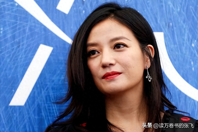 封杀四年，49岁赵薇突传消息，因胃癌去世传闻5个月前就真相大白