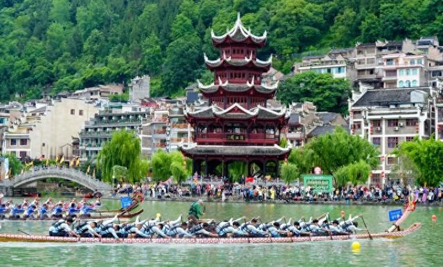 这个周末贵州镇远龙舟盛宴邀你共赴山水之约