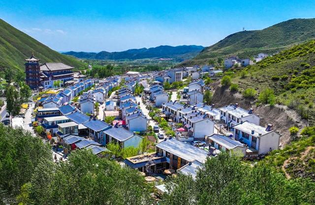 国内五处景美人少、氛围松弛的小众目的地，专为独行者而设