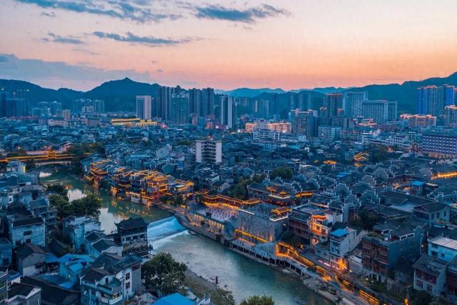 又挖到一座冷门宝藏小城，这次真给我玩嗨了