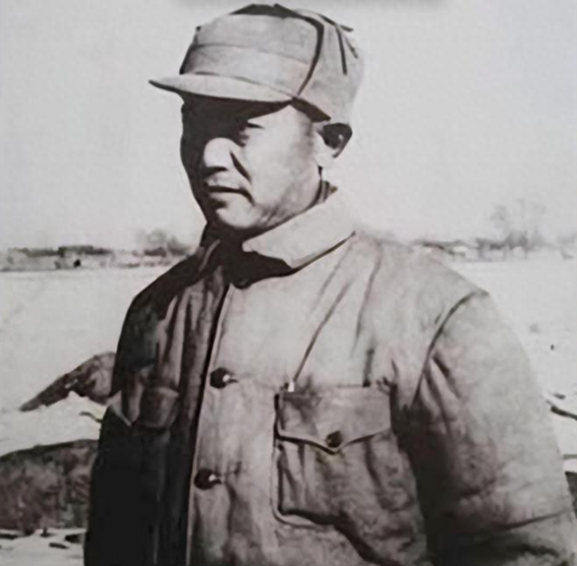 毛主席安排李先念到新四军，刘少奇突然出手截胡：这个人我有大用