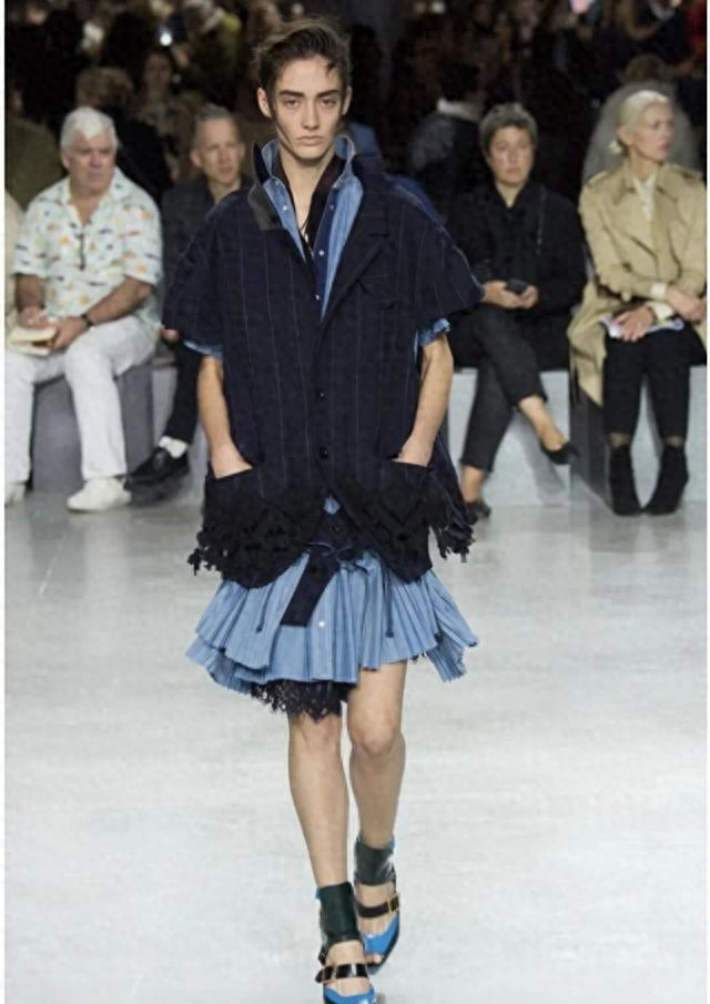 秋冬穿藏蓝色：真的很高级